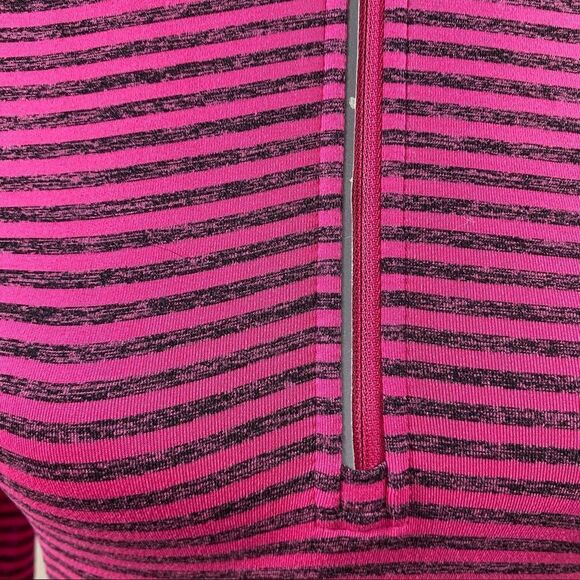 Ladies Nike Running Dri-Fit Long Sleeved 1/4 Zipper Top Pink and Grey Striped XS - Picture 10 of 16